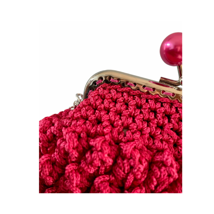 Pochette a tracolla fatta a mano color rosa barbie in cordino di nylon