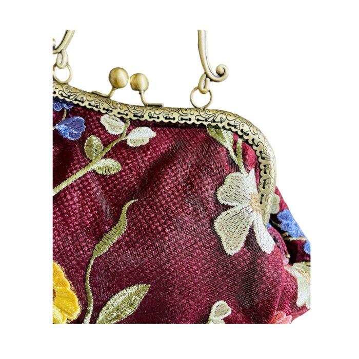 Borsa fatta a mano in tulle 3d e canvas color bordeaux