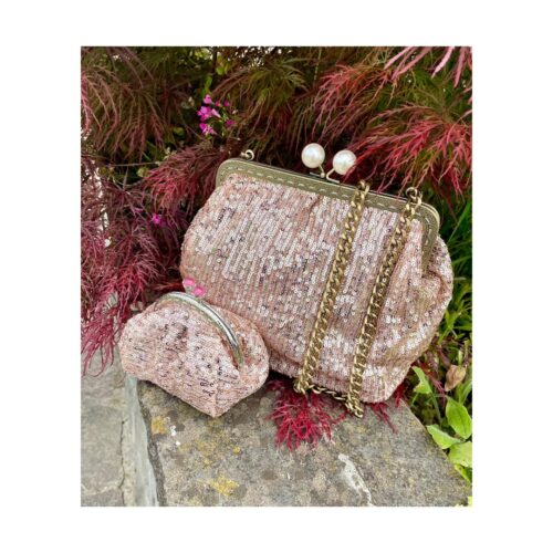 Completo borsa + portamonete fatti a mano con esterno in tessuto color rosa champagne